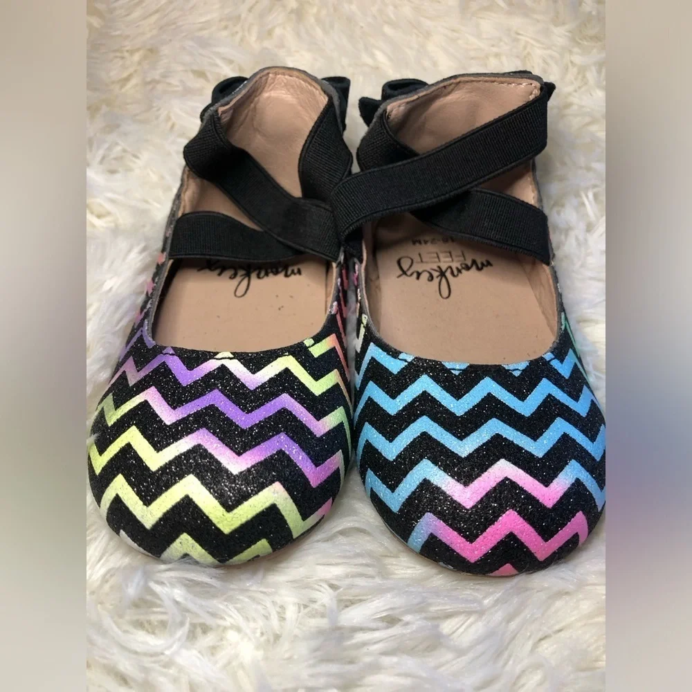Monkey Feet Multicolor Chevron Kids Slippers with Bow NWOT 18-24M